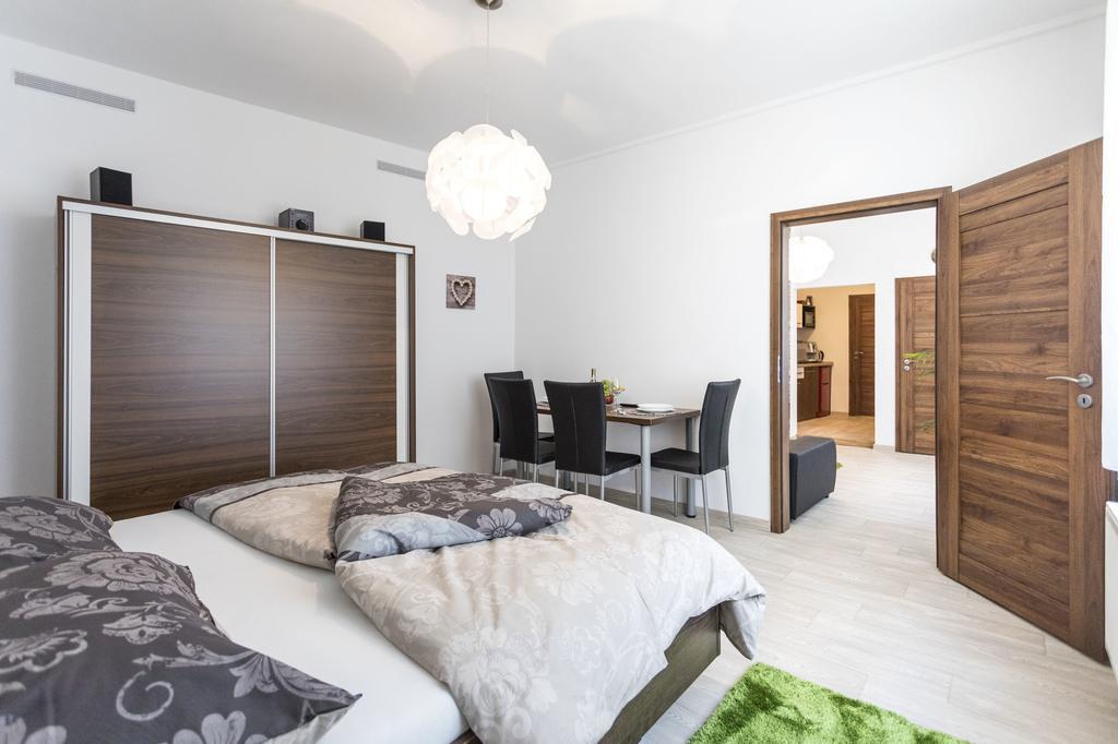 Apartman Dolni Namesti Olomouc Ngoại thất bức ảnh